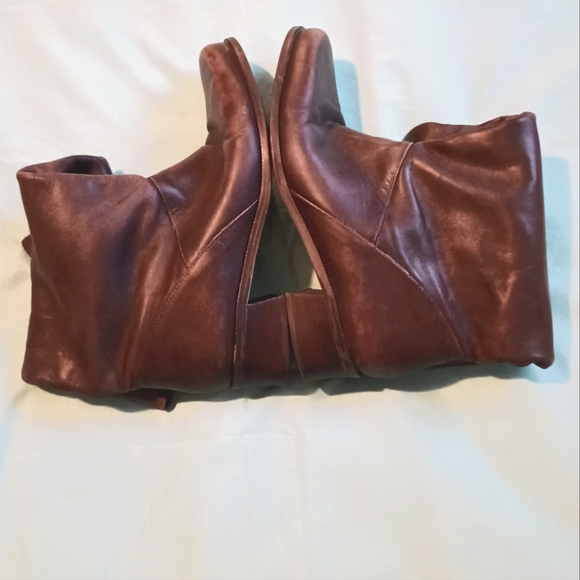 EUC Markon Womens Chocolate Brown Upper Leather Boots 9 Fall Autumn Snow - Picture 3 of 6